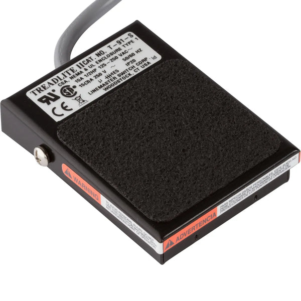 Black 3 pronged round plug. Specifically designed for Fischer epilator or electrolysis machines models TS-1/CB-X, SE-5. This single foot pedal contains an internal sealed microswitch ensuring a long life.

Specifications: 2.5” x 3.5” Pedal, 7ft Cord