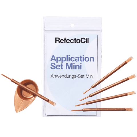 RefectoCil Application Set Mini (5/Pouch) with 5 unbreakable tinting dishes and 5 comb application sticks for flawless tinting, A & E Beauty Supplies. White pouch with brown applicators
