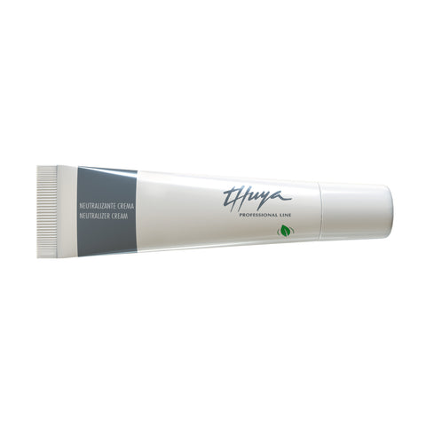 Thuya Neutralizer cream, totally repairs the keratin chain, which means a longer-lasting eyebrow shape, used for  professional Eye brows, used for Professional eyelashes A 15ml bottle  a clear liquid with a glossy finish. The bottle is sleek and transparent with a black and gold label, highlighting the product inside. This neutralizer is used in brow lamination and lash lift treatments to set and lock the desired shape in place. The bottle is displayed against a clean, white background